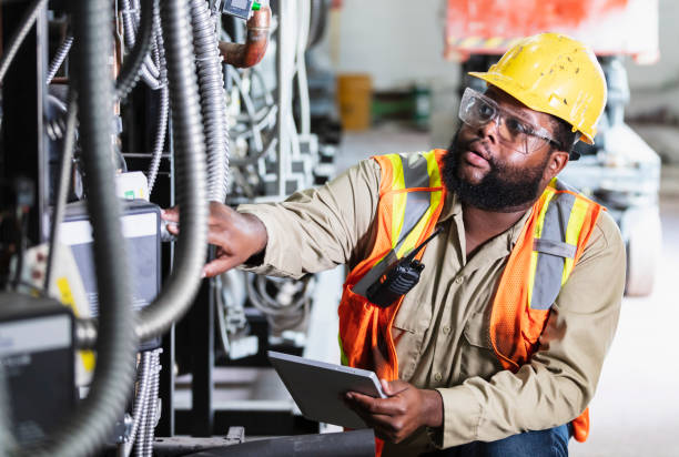 Best Local Electrician Companies  in Garrett, TX